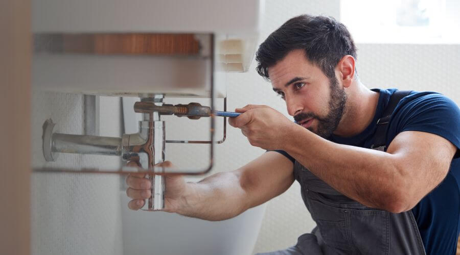 Professional water heater installation services in Elwood, KS